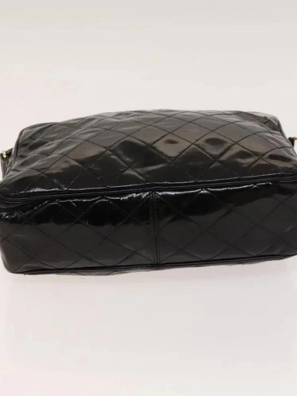 CHANEL Matelasse Chain Shoulder Bag Enamel Black Gold CC Auth bs25491